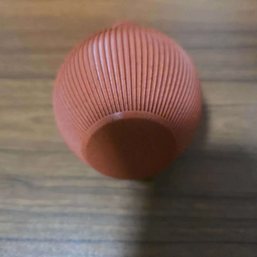 Terracotta Ribbed Vase - Picture 3 of 4